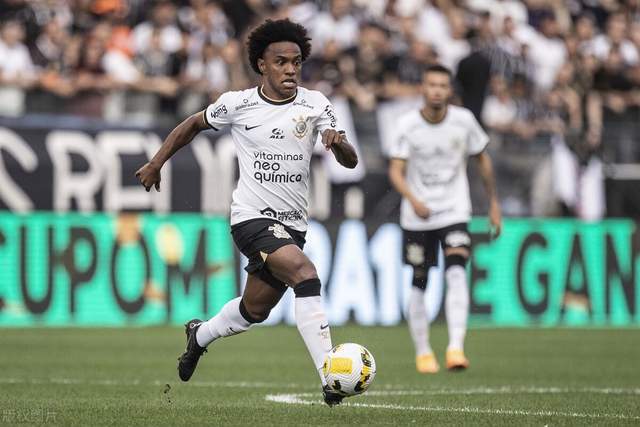 雄鹿不敌篮网两连败 锡安12中3鹈鹕惨负开拓者