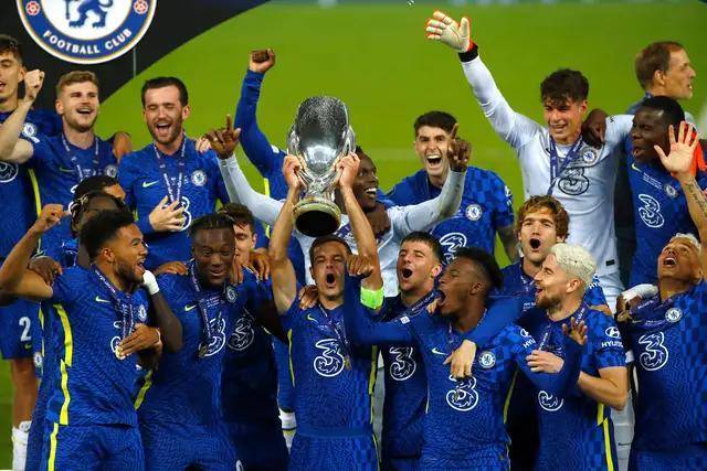 面对黑粉与流量 潘展乐的困惑与清醒